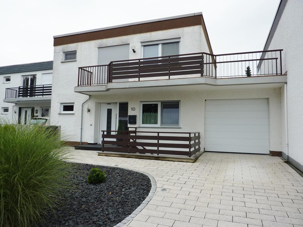 Business + Life Apartment Ferienwohnung Ransbach-Baumbach Exterior photo